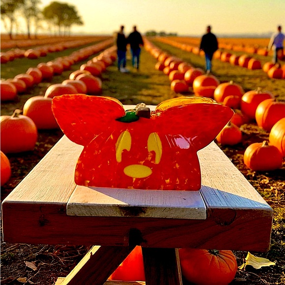 NWOT! Halloween Themed Hair Clips Set of 5 - Picture 2 of 6